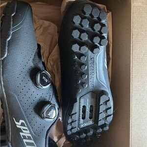 Body geometry brand new men’s 11.5. Never worn